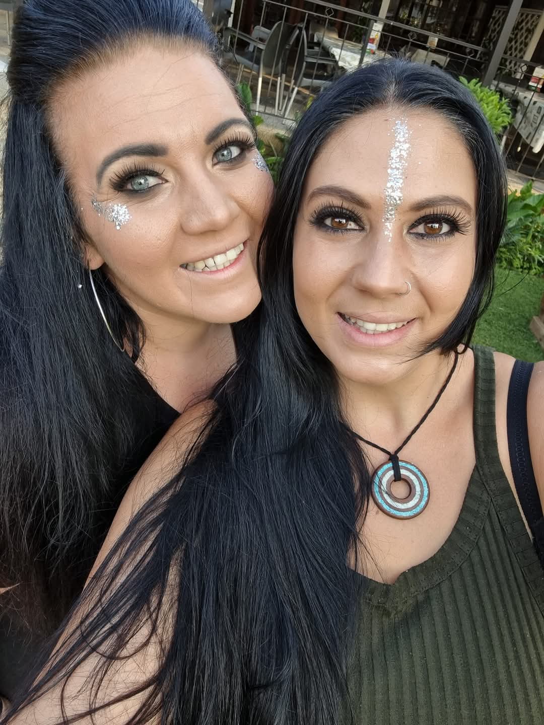 hs